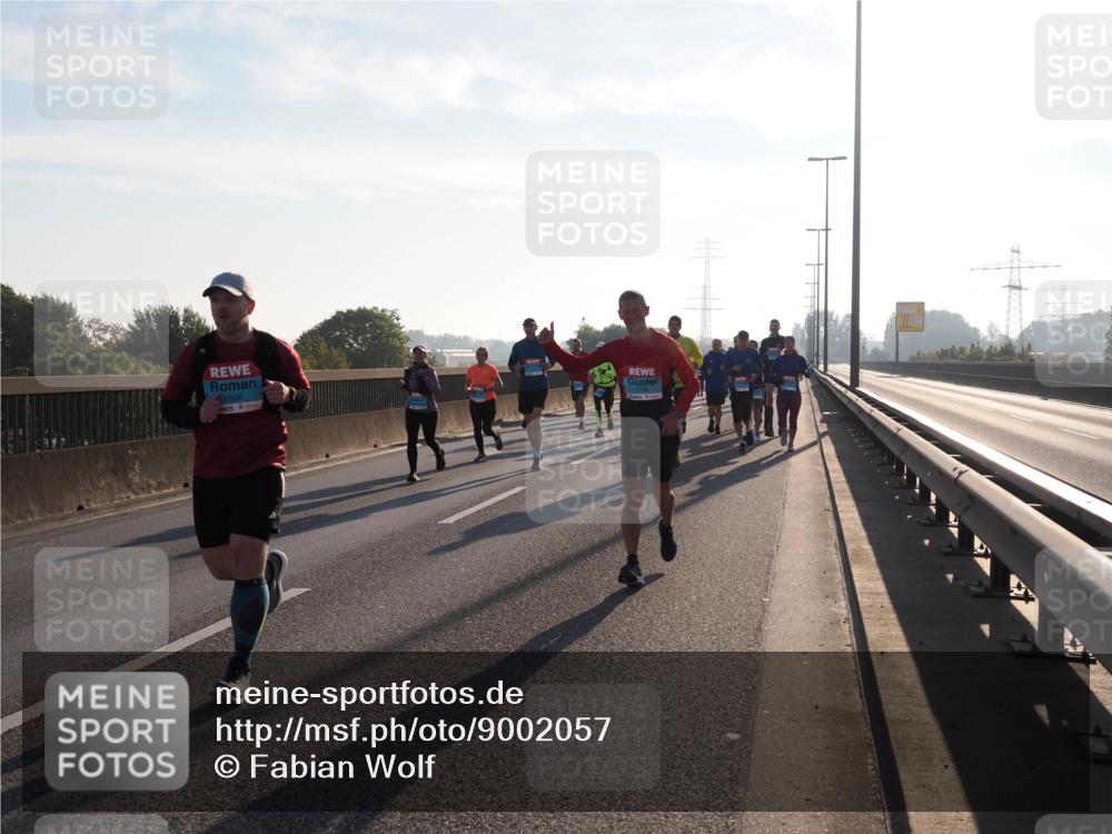 03.10.2025 - Köhlbrandbrückenlauf Fabian Wolf http://msf.ph/oto/9002057 03.10.2025 09:17:50 Position 3 1808 meine-sportfotos.de
