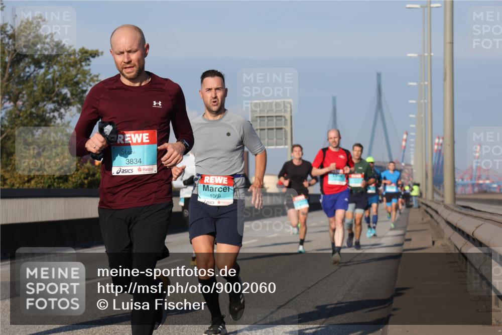 03.10.2025 - Köhlbrandbrückenlauf Luisa Fischer http://msf.ph/oto/9002060 03.10.2025 10:43:57 Position 3 3834, 1069 meine-sportfotos.de