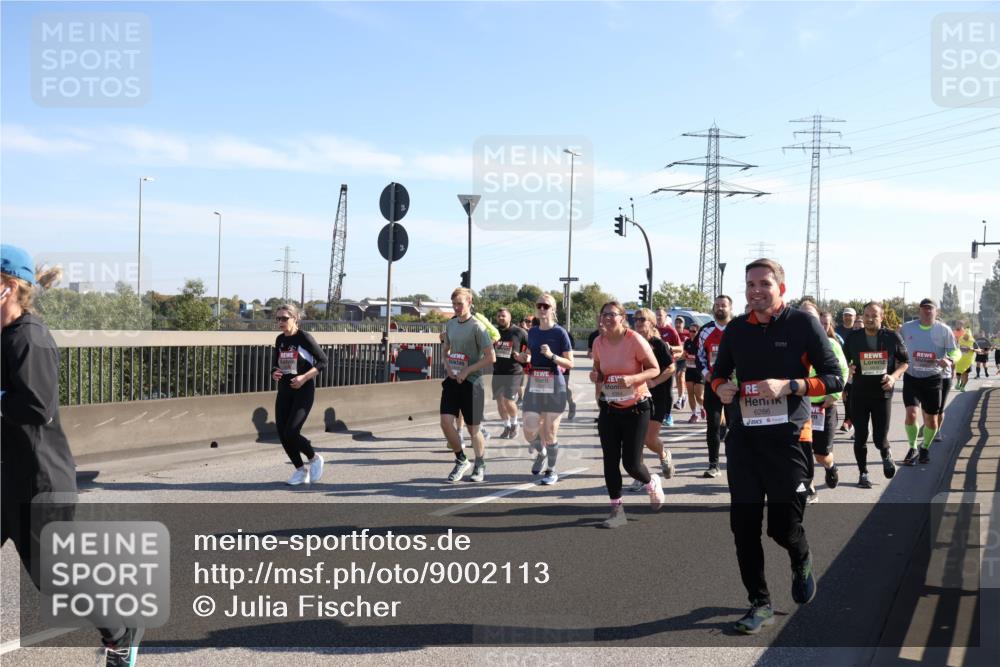 03.10.2025 - Köhlbrandbrückenlauf Julia Fischer http://msf.ph/oto/9002113 03.10.2025 12:19:21 Position 3 6286 meine-sportfotos.de