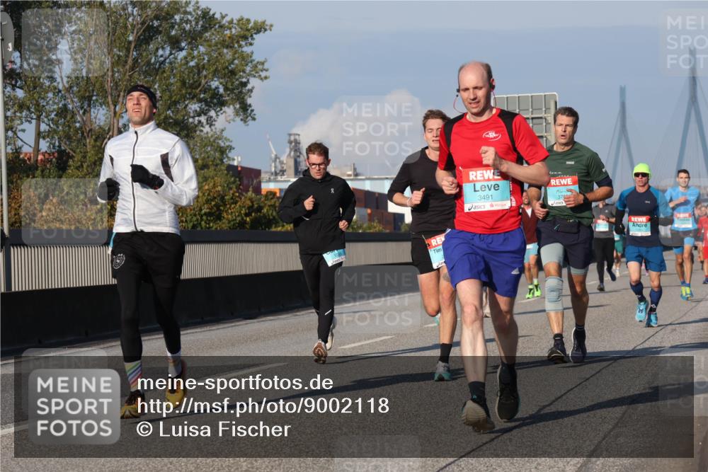 03.10.2025 - Köhlbrandbrückenlauf Luisa Fischer http://msf.ph/oto/9002118 03.10.2025 10:44:00 Position 3 1095, 3491, 370 meine-sportfotos.de