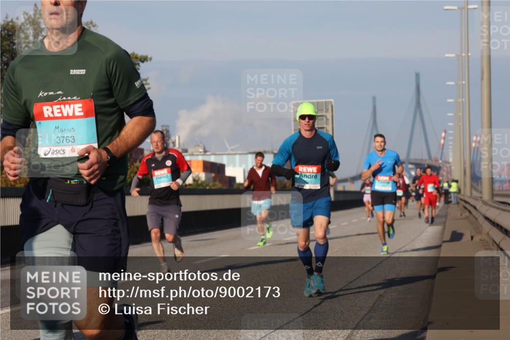 03.10.2025 - Köhlbrandbrückenlauf Luisa Fischer http://msf.ph/oto/9002173 03.10.2025 10:44:04 Position 3 35, 3763 meine-sportfotos.de