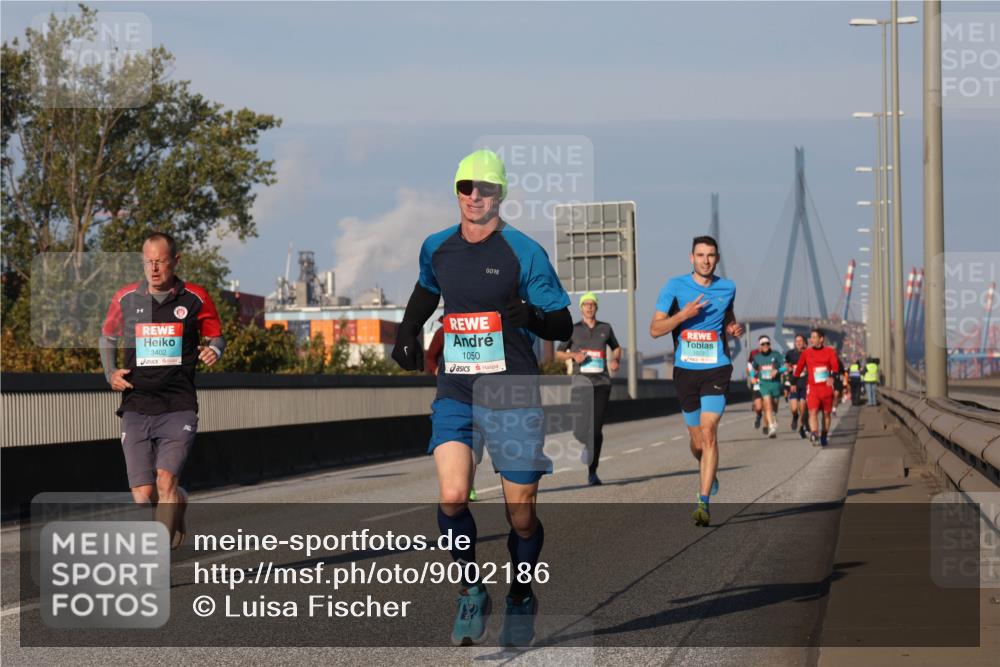 03.10.2025 - Köhlbrandbrückenlauf Luisa Fischer http://msf.ph/oto/9002186 03.10.2025 10:44:05 Position 3 3402, 1050 meine-sportfotos.de