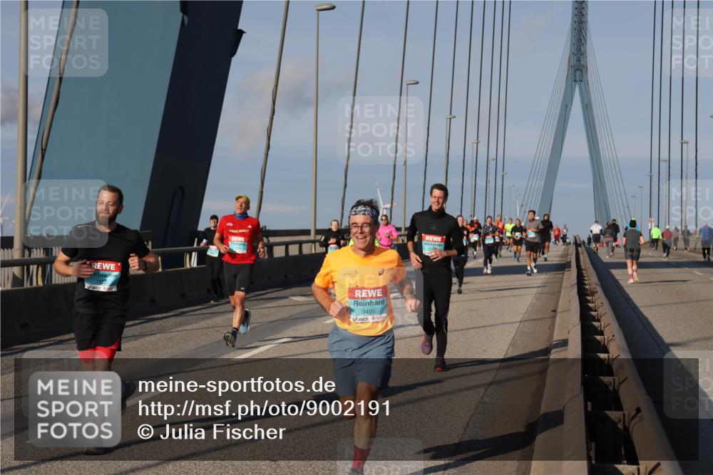 03.10.2025 - Köhlbrandbrückenlauf Julia Fischer http://msf.ph/oto/9002191 03.10.2025 09:41:03 Position 2 1602, 3495 meine-sportfotos.de