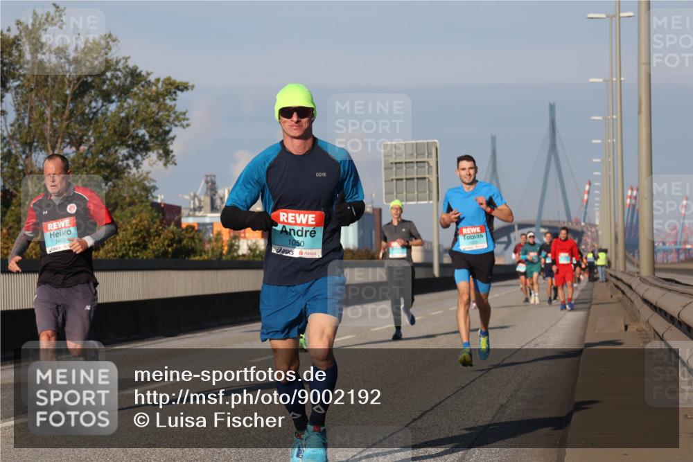 03.10.2025 - Köhlbrandbrückenlauf Luisa Fischer http://msf.ph/oto/9002192 03.10.2025 10:44:05 Position 3 3402, 1050 meine-sportfotos.de