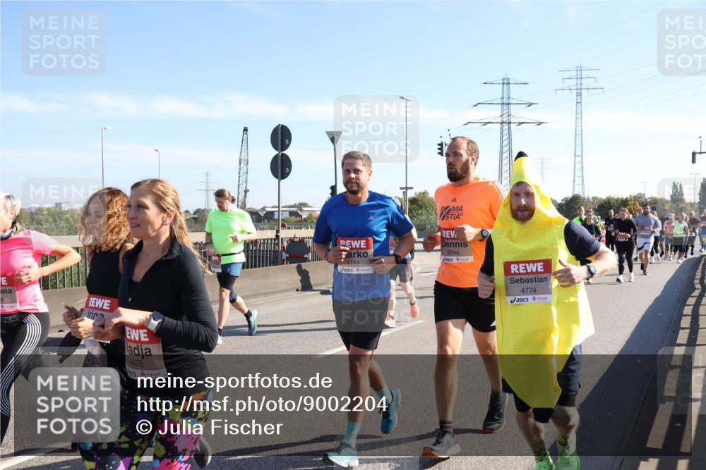 03.10.2025 - Köhlbrandbrückenlauf Julia Fischer http://msf.ph/oto/9002204 03.10.2025 12:19:31 Position 3 4455, 4711, 6294, 4774 meine-sportfotos.de