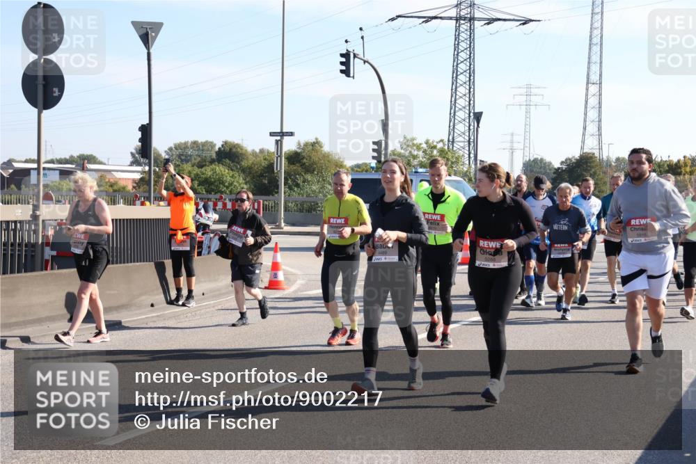 03.10.2025 - Köhlbrandbrückenlauf Julia Fischer http://msf.ph/oto/9002217 03.10.2025 12:19:35 Position 3 4489, 5288, 5816 meine-sportfotos.de