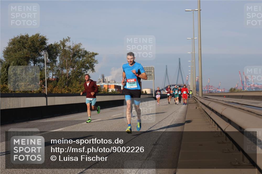 03.10.2025 - Köhlbrandbrückenlauf Luisa Fischer http://msf.ph/oto/9002226 03.10.2025 10:44:08 Position 3 1023 meine-sportfotos.de