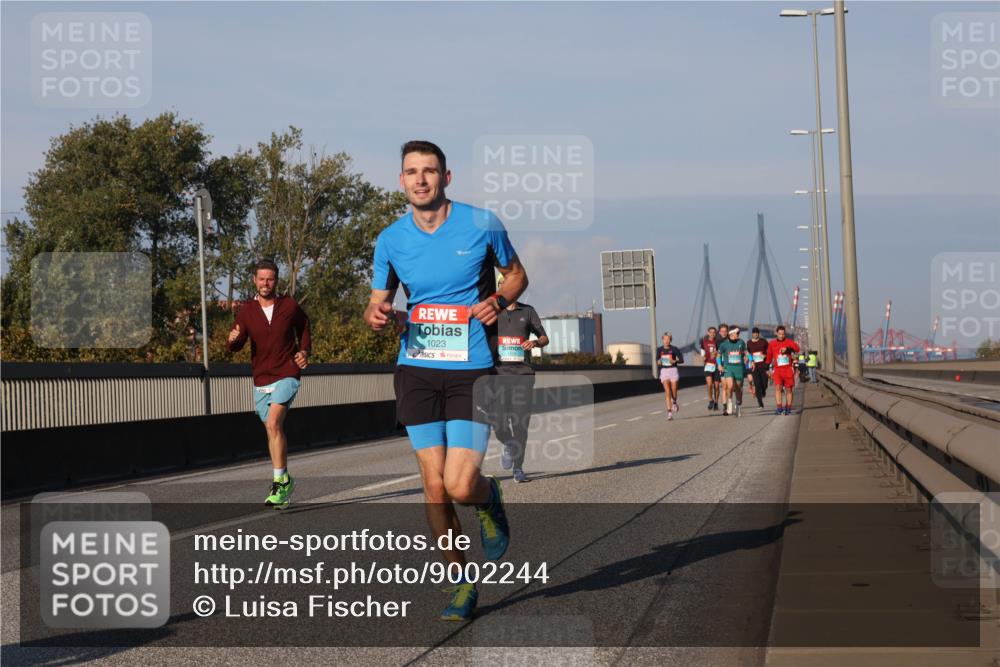 03.10.2025 - Köhlbrandbrückenlauf Luisa Fischer http://msf.ph/oto/9002244 03.10.2025 10:44:09 Position 3 1023 meine-sportfotos.de