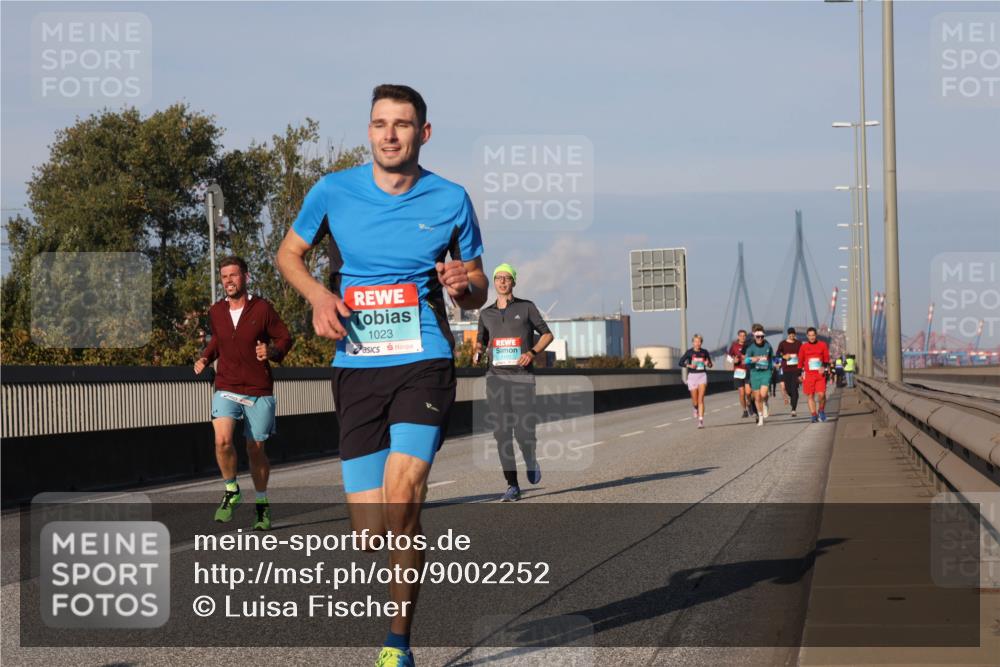 03.10.2025 - Köhlbrandbrückenlauf Luisa Fischer http://msf.ph/oto/9002252 03.10.2025 10:44:09 Position 3 1023, 1103 meine-sportfotos.de