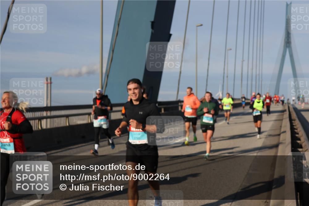 03.10.2025 - Köhlbrandbrückenlauf Julia Fischer http://msf.ph/oto/9002264 03.10.2025 09:41:18 Position 2 3790 meine-sportfotos.de