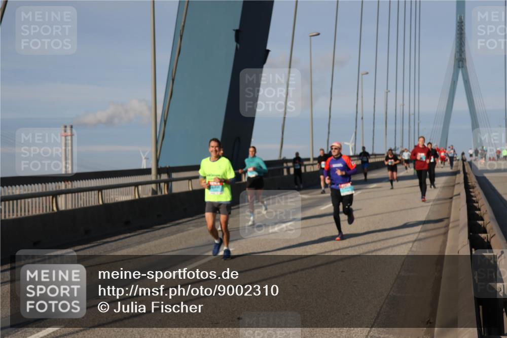 03.10.2025 - Köhlbrandbrückenlauf Julia Fischer http://msf.ph/oto/9002310 03.10.2025 09:41:22 Position 2  meine-sportfotos.de