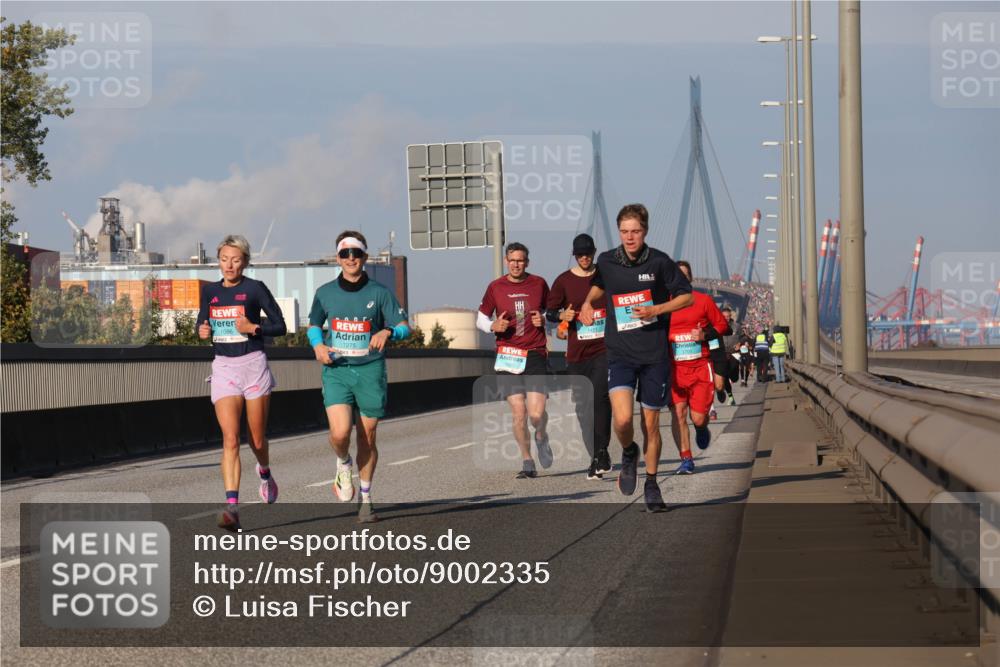 03.10.2025 - Köhlbrandbrückenlauf Luisa Fischer http://msf.ph/oto/9002335 03.10.2025 10:44:14 Position 3 1086, 2005, 1275 meine-sportfotos.de