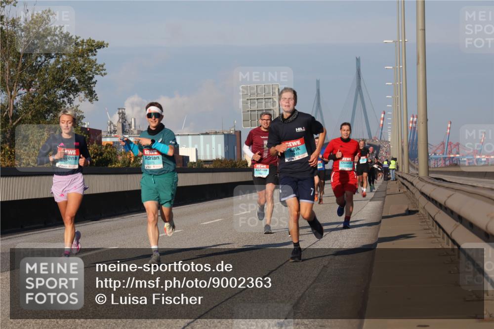 03.10.2025 - Köhlbrandbrückenlauf Luisa Fischer http://msf.ph/oto/9002363 03.10.2025 10:44:16 Position 3 086, 1275, 3143 meine-sportfotos.de