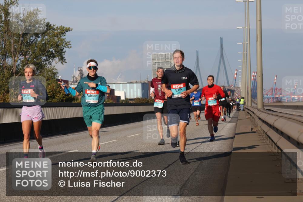 03.10.2025 - Köhlbrandbrückenlauf Luisa Fischer http://msf.ph/oto/9002373 03.10.2025 10:44:16 Position 3 1086, 1275, 3143 meine-sportfotos.de