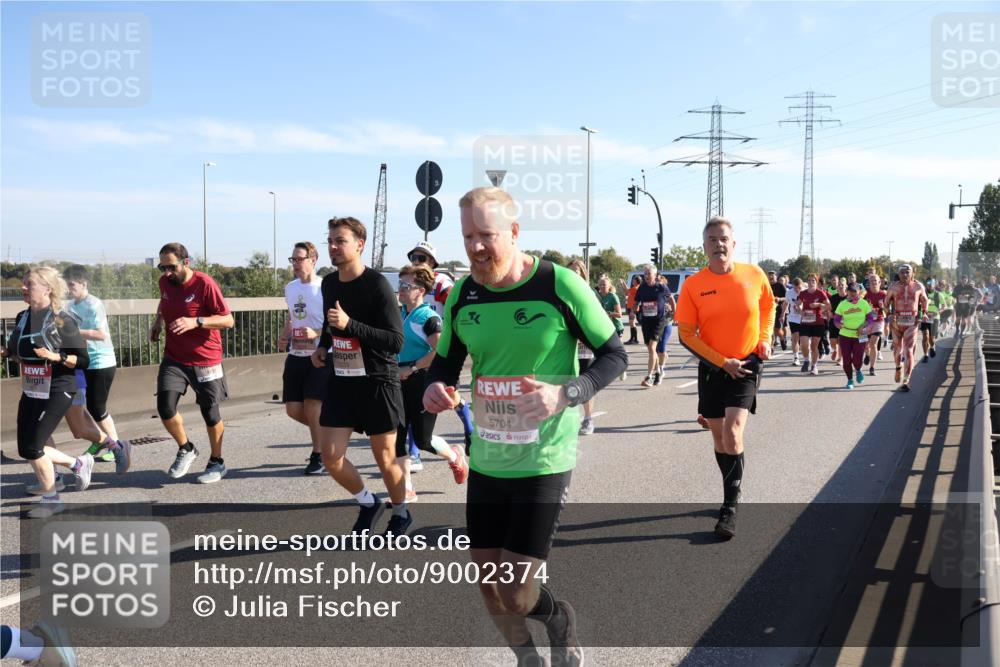 03.10.2025 - Köhlbrandbrückenlauf Julia Fischer http://msf.ph/oto/9002374 03.10.2025 12:19:55 Position 3 5033, 5704 meine-sportfotos.de