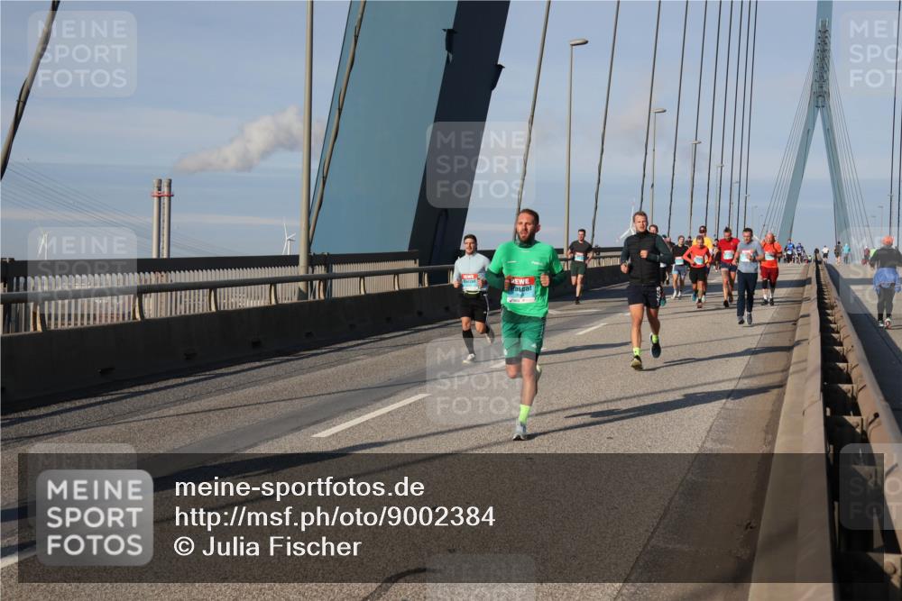 03.10.2025 - Köhlbrandbrückenlauf Julia Fischer http://msf.ph/oto/9002384 03.10.2025 09:41:33 Position 2  meine-sportfotos.de