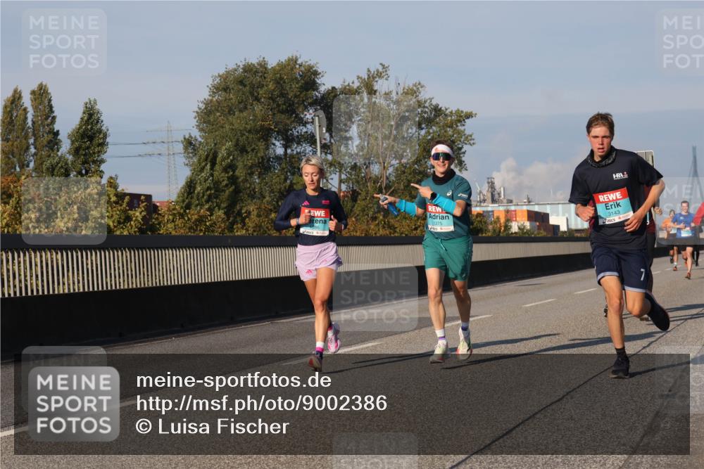 03.10.2025 - Köhlbrandbrückenlauf Luisa Fischer http://msf.ph/oto/9002386 03.10.2025 10:44:17 Position 3 1275, 3143 meine-sportfotos.de
