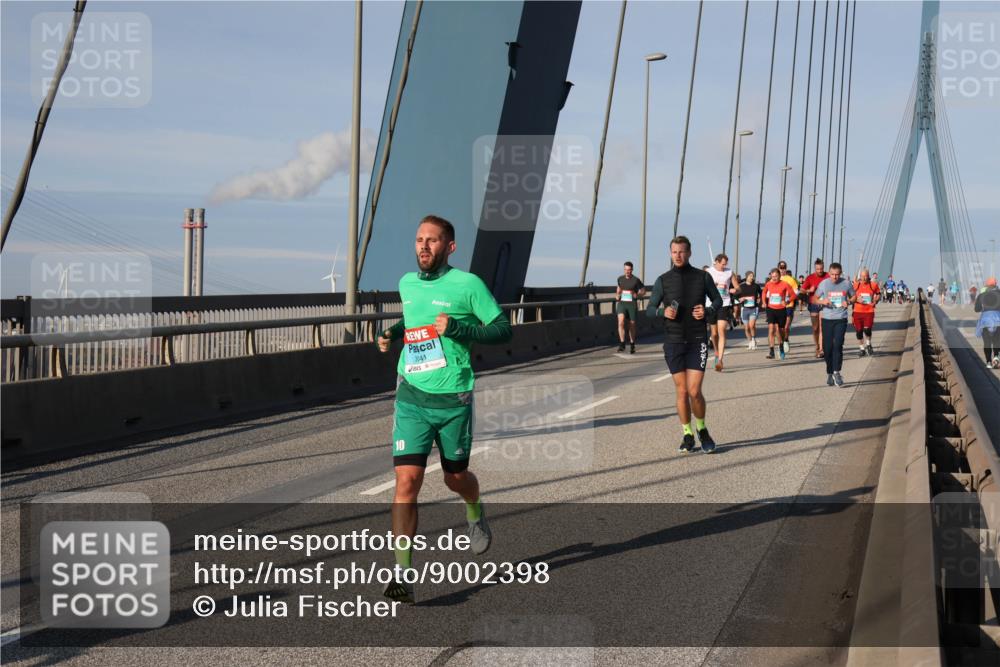 03.10.2025 - Köhlbrandbrückenlauf Julia Fischer http://msf.ph/oto/9002398 03.10.2025 09:41:34 Position 2 10, 3041 meine-sportfotos.de