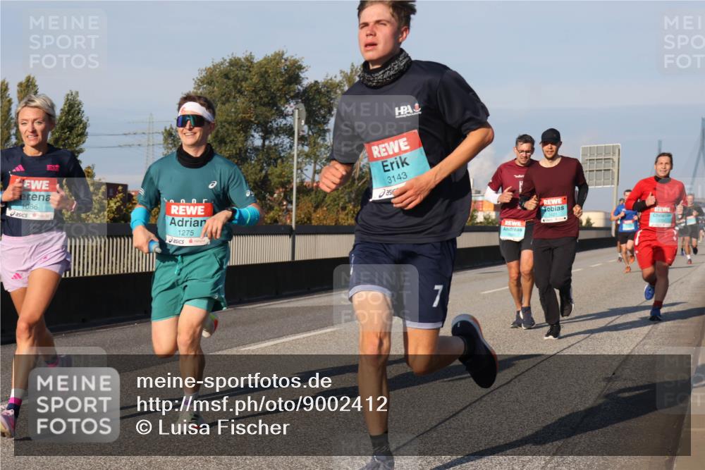 03.10.2025 - Köhlbrandbrückenlauf Luisa Fischer http://msf.ph/oto/9002412 03.10.2025 10:44:18 Position 3 1086, 1275, 3143 meine-sportfotos.de