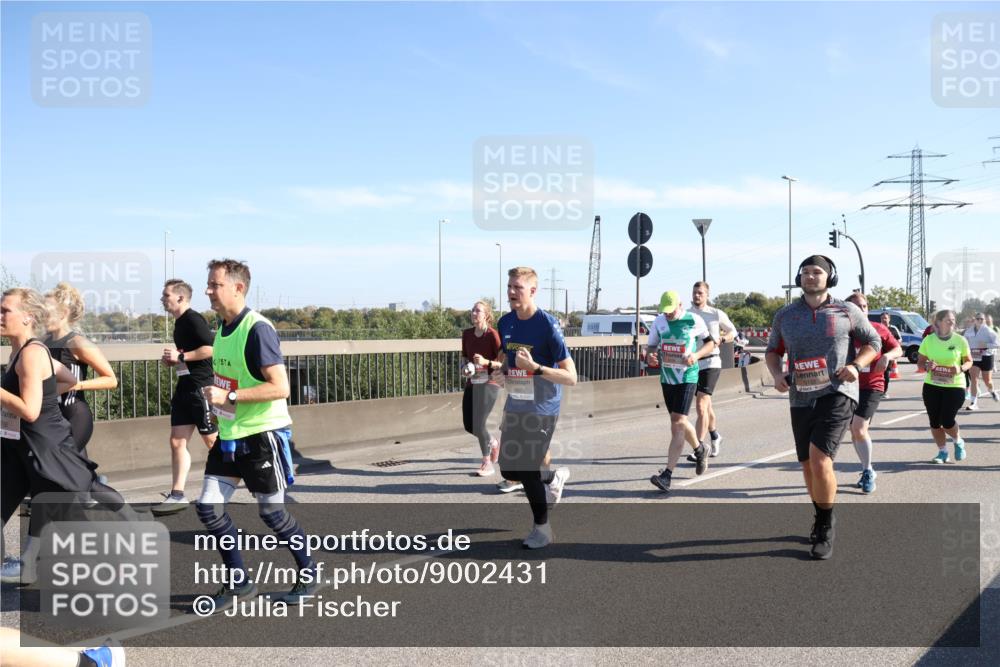 03.10.2025 - Köhlbrandbrückenlauf Julia Fischer http://msf.ph/oto/9002431 03.10.2025 12:20:03 Position 3 5607 meine-sportfotos.de