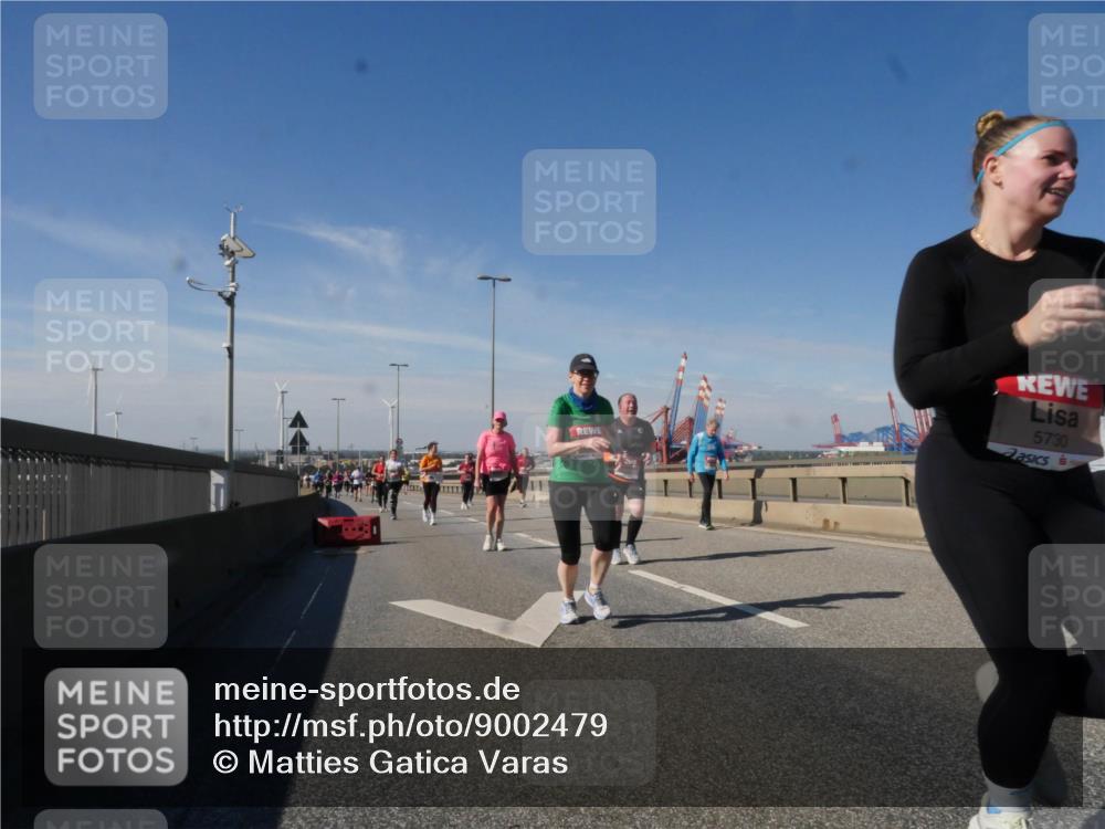 03.10.2025 - Köhlbrandbrückenlauf Matties Gatica Varas http://msf.ph/oto/9002479 03.10.2025 12:55:58 Position 2 5730 meine-sportfotos.de
