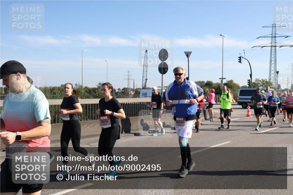 03.10.2025 - Köhlbrandbrückenlauf Julia Fischer http://msf.ph/oto/9002495 03.10.2025 12:20:09 Position 3 5007, 41, 6023 meine-sportfotos.de
