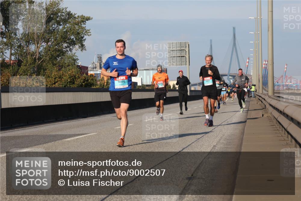 03.10.2025 - Köhlbrandbrückenlauf Luisa Fischer http://msf.ph/oto/9002507 03.10.2025 10:44:23 Position 3 3181 meine-sportfotos.de