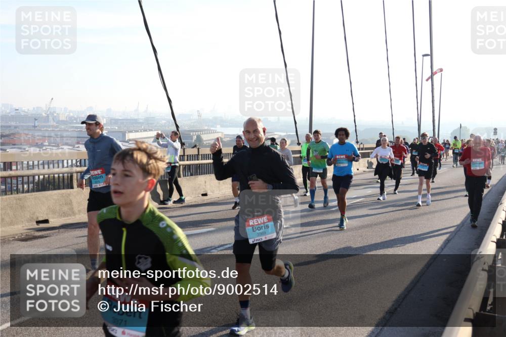 03.10.2025 - Köhlbrandbrückenlauf Julia Fischer http://msf.ph/oto/9002514 03.10.2025 09:27:22 Position 1 3971, 3369 meine-sportfotos.de