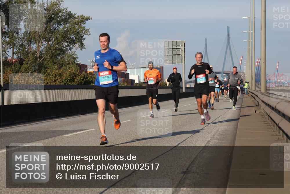 03.10.2025 - Köhlbrandbrückenlauf Luisa Fischer http://msf.ph/oto/9002517 03.10.2025 10:44:23 Position 3 3181 meine-sportfotos.de