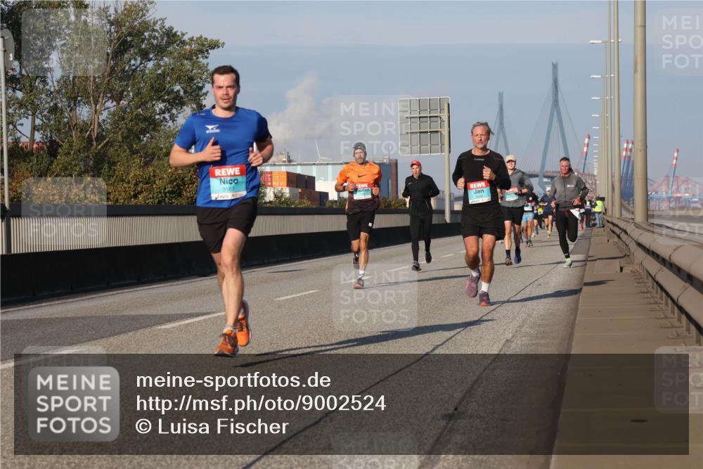 03.10.2025 - Köhlbrandbrückenlauf Luisa Fischer http://msf.ph/oto/9002524 03.10.2025 10:44:24 Position 3 3181 meine-sportfotos.de