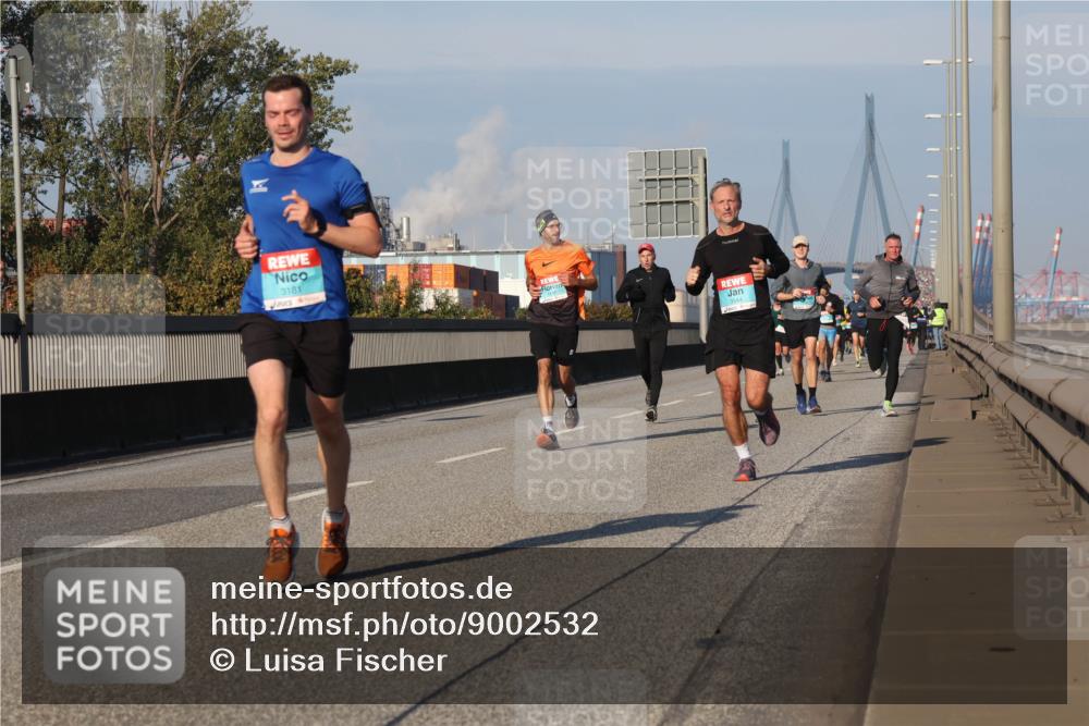 03.10.2025 - Köhlbrandbrückenlauf Luisa Fischer http://msf.ph/oto/9002532 03.10.2025 10:44:24 Position 3 3181 meine-sportfotos.de