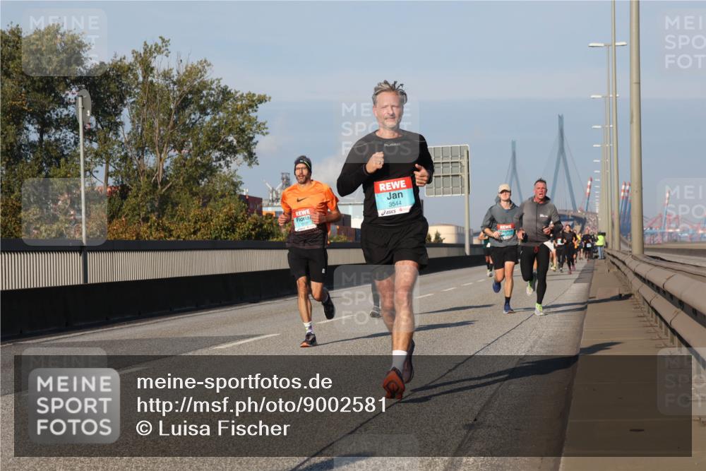 03.10.2025 - Köhlbrandbrückenlauf Luisa Fischer http://msf.ph/oto/9002581 03.10.2025 10:44:26 Position 3 1101, 3544 meine-sportfotos.de