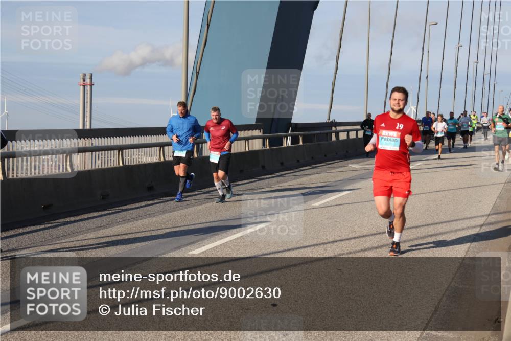 03.10.2025 - Köhlbrandbrückenlauf Julia Fischer http://msf.ph/oto/9002630 03.10.2025 09:42:33 Position 2 19 meine-sportfotos.de