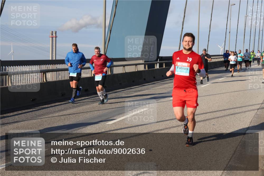 03.10.2025 - Köhlbrandbrückenlauf Julia Fischer http://msf.ph/oto/9002636 03.10.2025 09:42:34 Position 2 19, 3521 meine-sportfotos.de