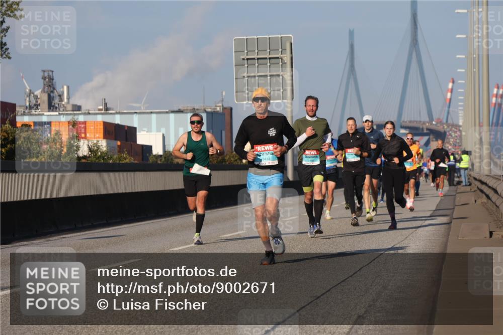 03.10.2025 - Köhlbrandbrückenlauf Luisa Fischer http://msf.ph/oto/9002671 03.10.2025 10:44:34 Position 3 3414, 1180 meine-sportfotos.de