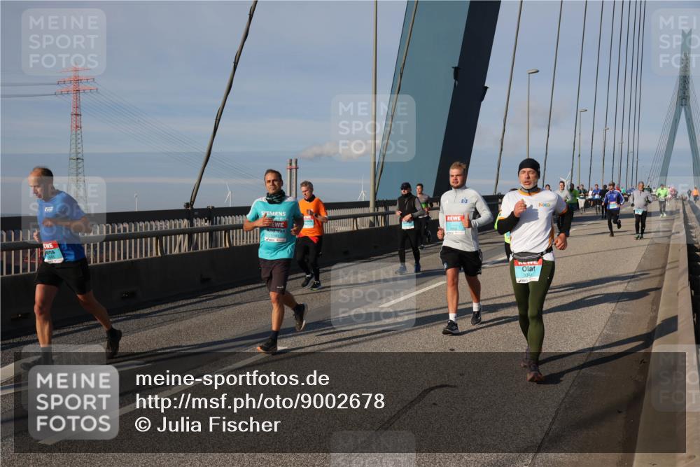 03.10.2025 - Köhlbrandbrückenlauf Julia Fischer http://msf.ph/oto/9002678 03.10.2025 09:42:44 Position 2 3344 meine-sportfotos.de