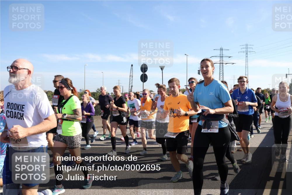 03.10.2025 - Köhlbrandbrückenlauf Julia Fischer http://msf.ph/oto/9002695 03.10.2025 12:20:37 Position 3 4875, 6812 meine-sportfotos.de