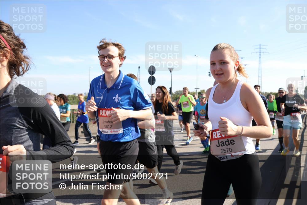 03.10.2025 - Köhlbrandbrückenlauf Julia Fischer http://msf.ph/oto/9002721 03.10.2025 12:20:39 Position 3 6812, 5570 meine-sportfotos.de