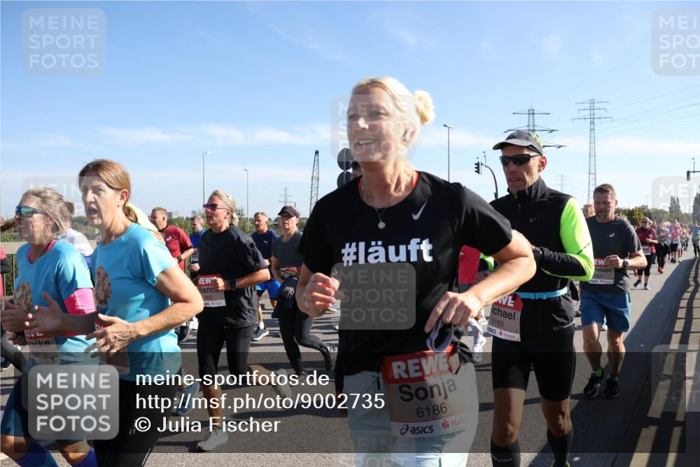 03.10.2025 - Köhlbrandbrückenlauf Julia Fischer http://msf.ph/oto/9002735 03.10.2025 12:20:41 Position 3 298, 4943, 5160, 6186, 5501 meine-sportfotos.de