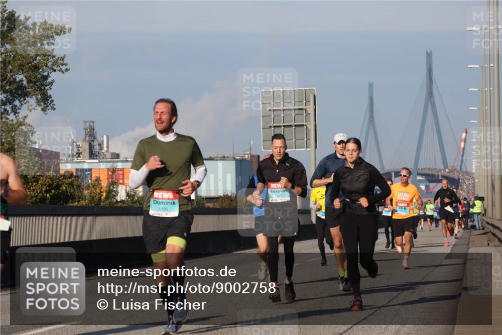 03.10.2025 - Köhlbrandbrückenlauf Luisa Fischer http://msf.ph/oto/9002758 03.10.2025 10:44:38 Position 3 1180, 1261 meine-sportfotos.de