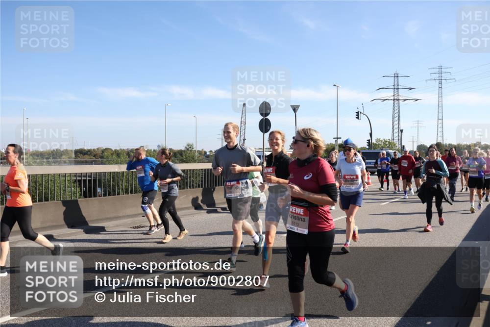 03.10.2025 - Köhlbrandbrückenlauf Julia Fischer http://msf.ph/oto/9002807 03.10.2025 12:20:45 Position 3 5113 meine-sportfotos.de