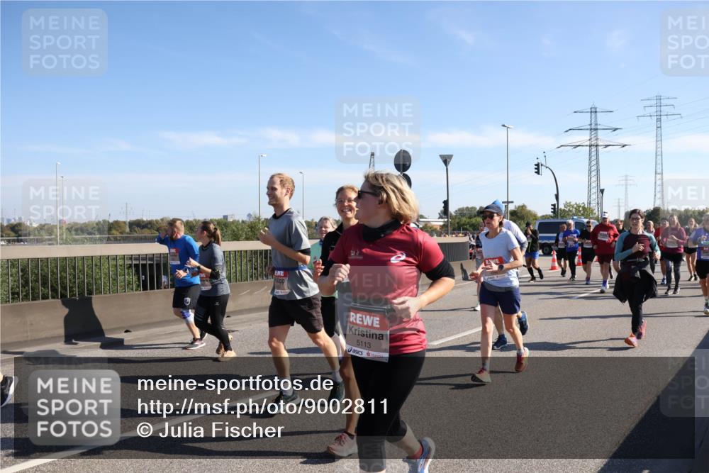 03.10.2025 - Köhlbrandbrückenlauf Julia Fischer http://msf.ph/oto/9002811 03.10.2025 12:20:45 Position 3 5113 meine-sportfotos.de