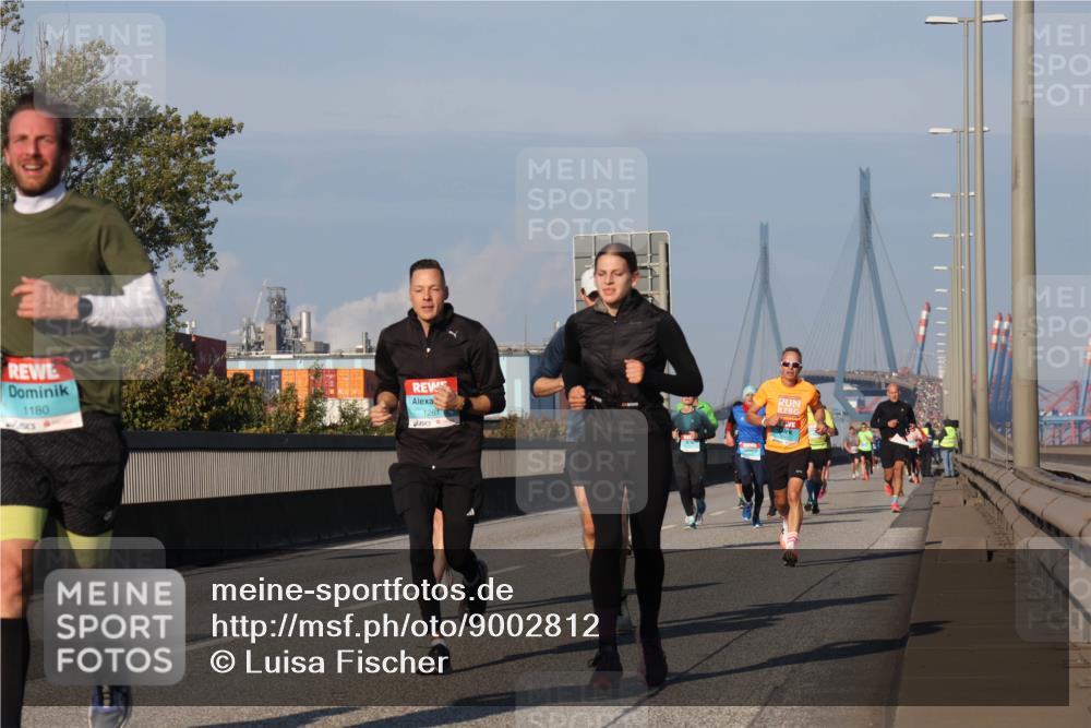 03.10.2025 - Köhlbrandbrückenlauf Luisa Fischer http://msf.ph/oto/9002812 03.10.2025 10:44:40 Position 3 1180, 1261 meine-sportfotos.de