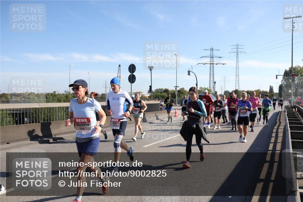 03.10.2025 - Köhlbrandbrückenlauf Julia Fischer http://msf.ph/oto/9002825 03.10.2025 12:20:46 Position 3 6132, 4996 meine-sportfotos.de