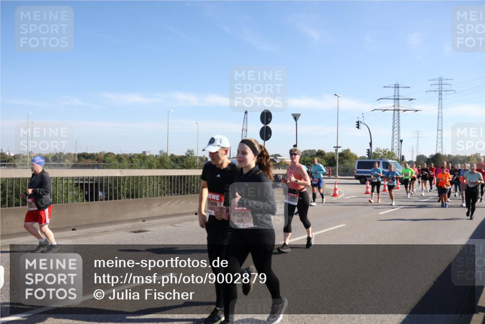 03.10.2025 - Köhlbrandbrückenlauf Julia Fischer http://msf.ph/oto/9002879 03.10.2025 12:20:58 Position 3 5339 meine-sportfotos.de