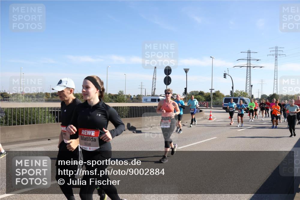 03.10.2025 - Köhlbrandbrückenlauf Julia Fischer http://msf.ph/oto/9002884 03.10.2025 12:20:58 Position 3 5339 meine-sportfotos.de