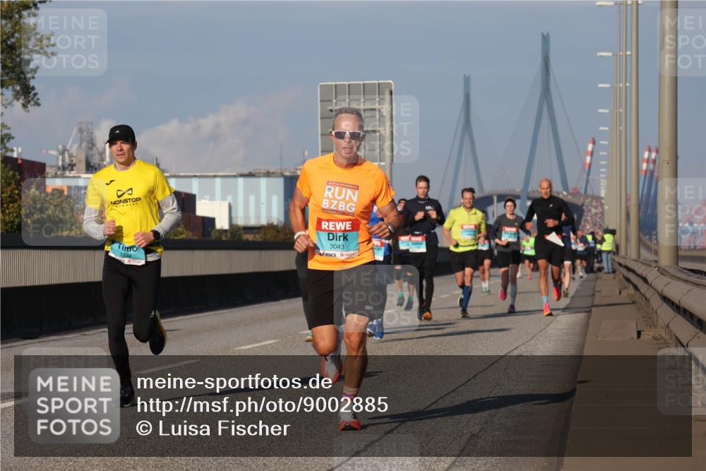 03.10.2025 - Köhlbrandbrückenlauf Luisa Fischer http://msf.ph/oto/9002885 03.10.2025 10:44:44 Position 3 3332, 3043 meine-sportfotos.de