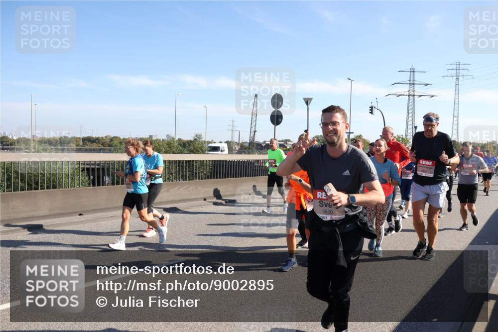 03.10.2025 - Köhlbrandbrückenlauf Julia Fischer http://msf.ph/oto/9002895 03.10.2025 12:21:03 Position 3 5920, 5151 meine-sportfotos.de