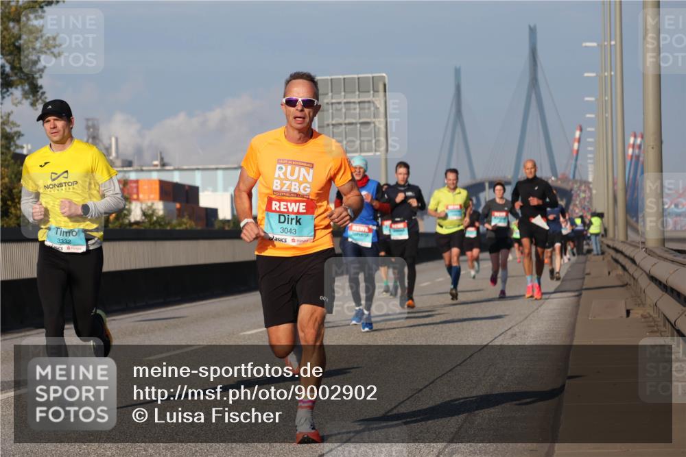 03.10.2025 - Köhlbrandbrückenlauf Luisa Fischer http://msf.ph/oto/9002902 03.10.2025 10:44:45 Position 3 3332, 3043 meine-sportfotos.de