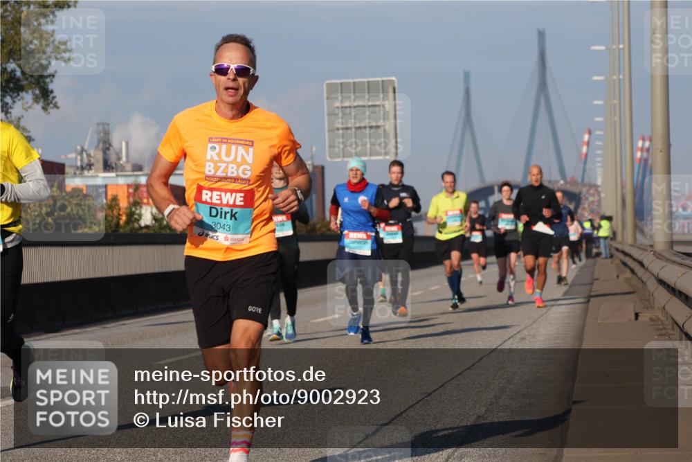 03.10.2025 - Köhlbrandbrückenlauf Luisa Fischer http://msf.ph/oto/9002923 03.10.2025 10:44:46 Position 3 3043 meine-sportfotos.de